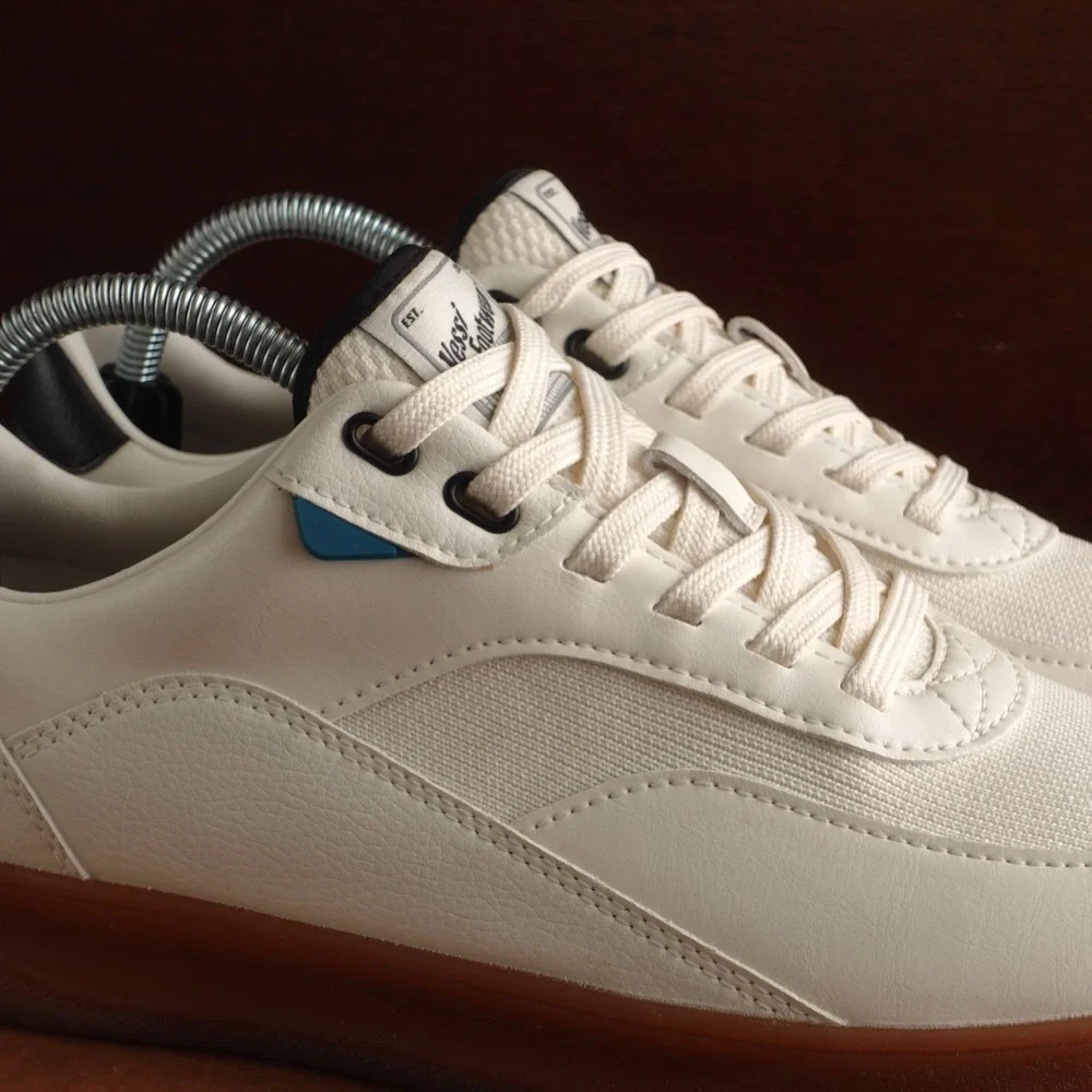 Vessi Sneakers Mens Size 9 White Courtside Classic Athleisure Casual Retro Shoes